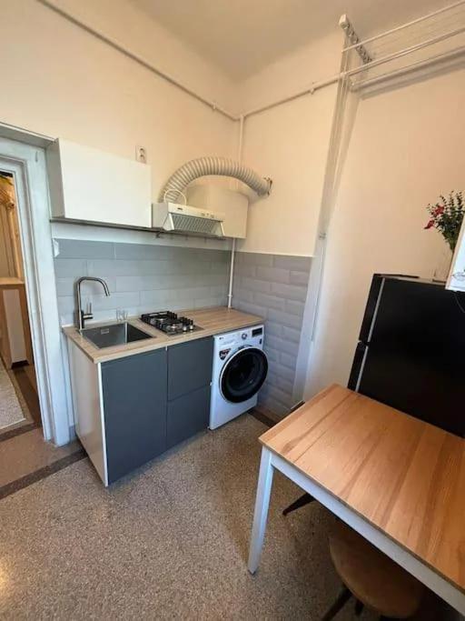 Sunflower Apartment photo