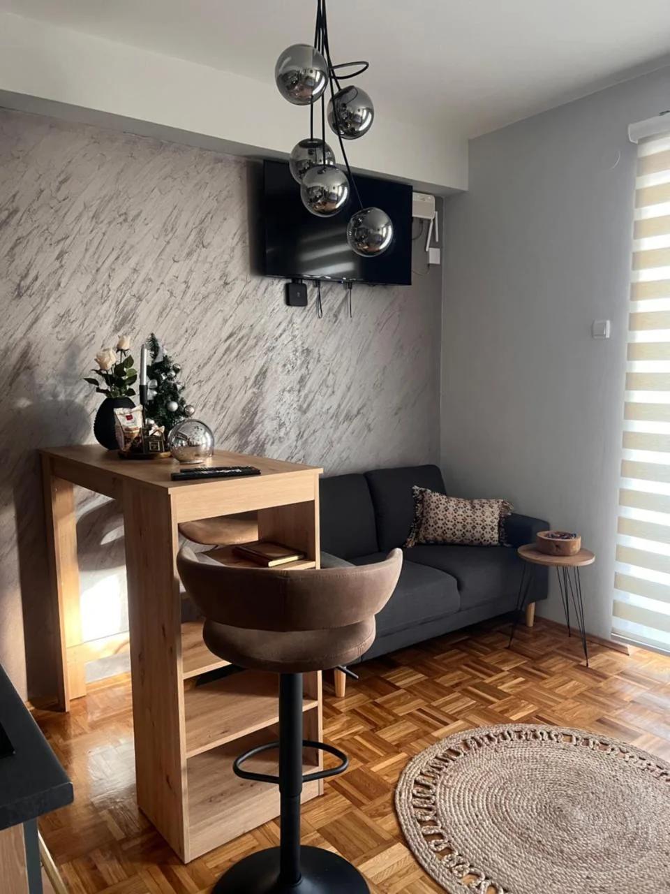 Apartman D