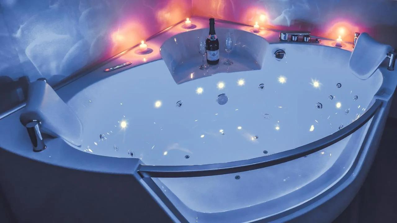 JACUZZI RELAX APARTMENT foto