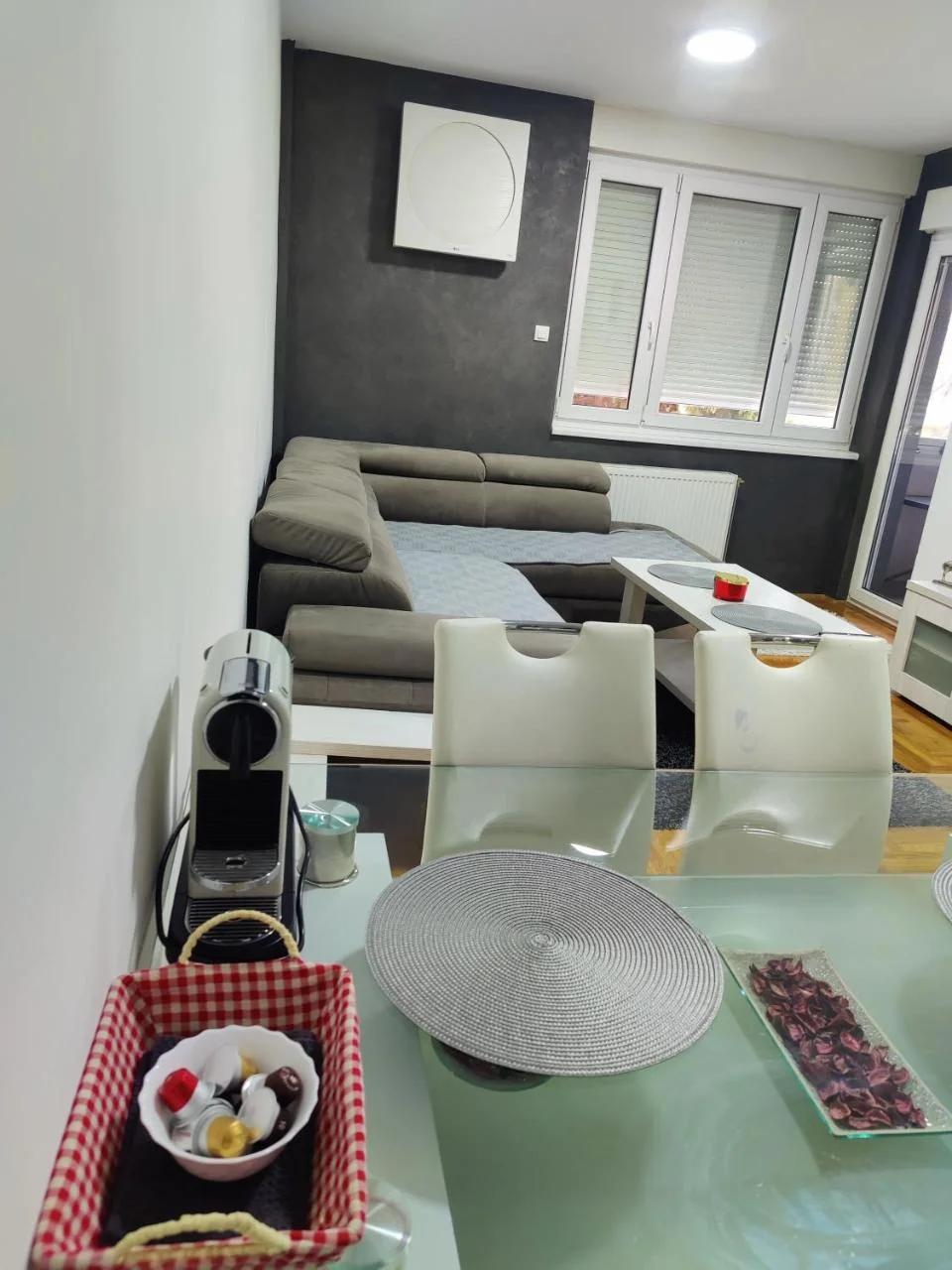 Lejla apartment photo