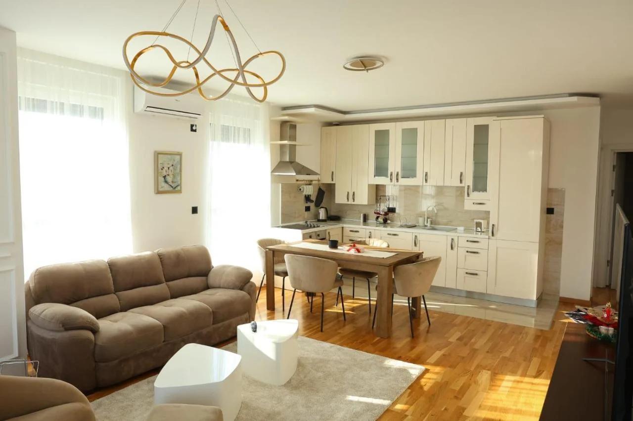 Nine deluxe apartment foto
