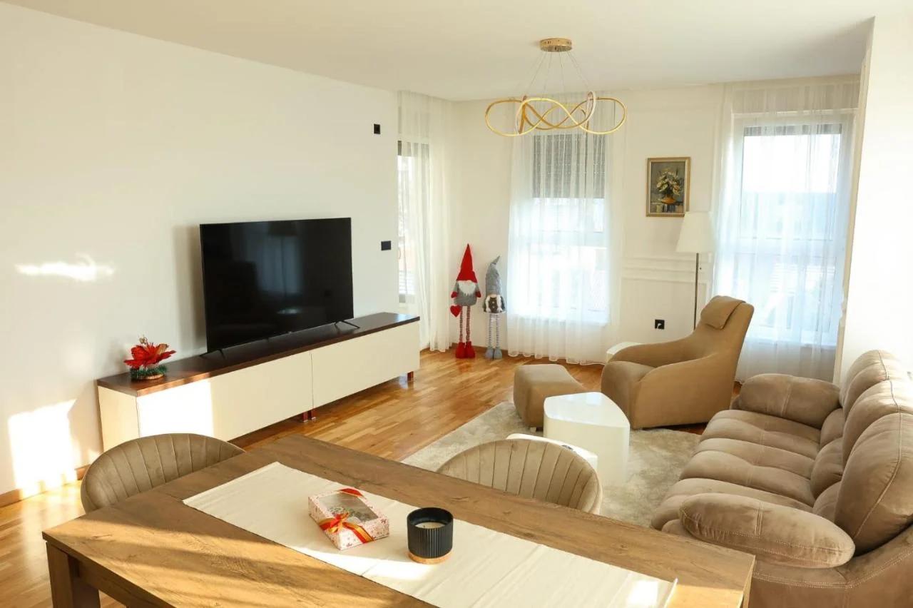 Nine deluxe apartment foto