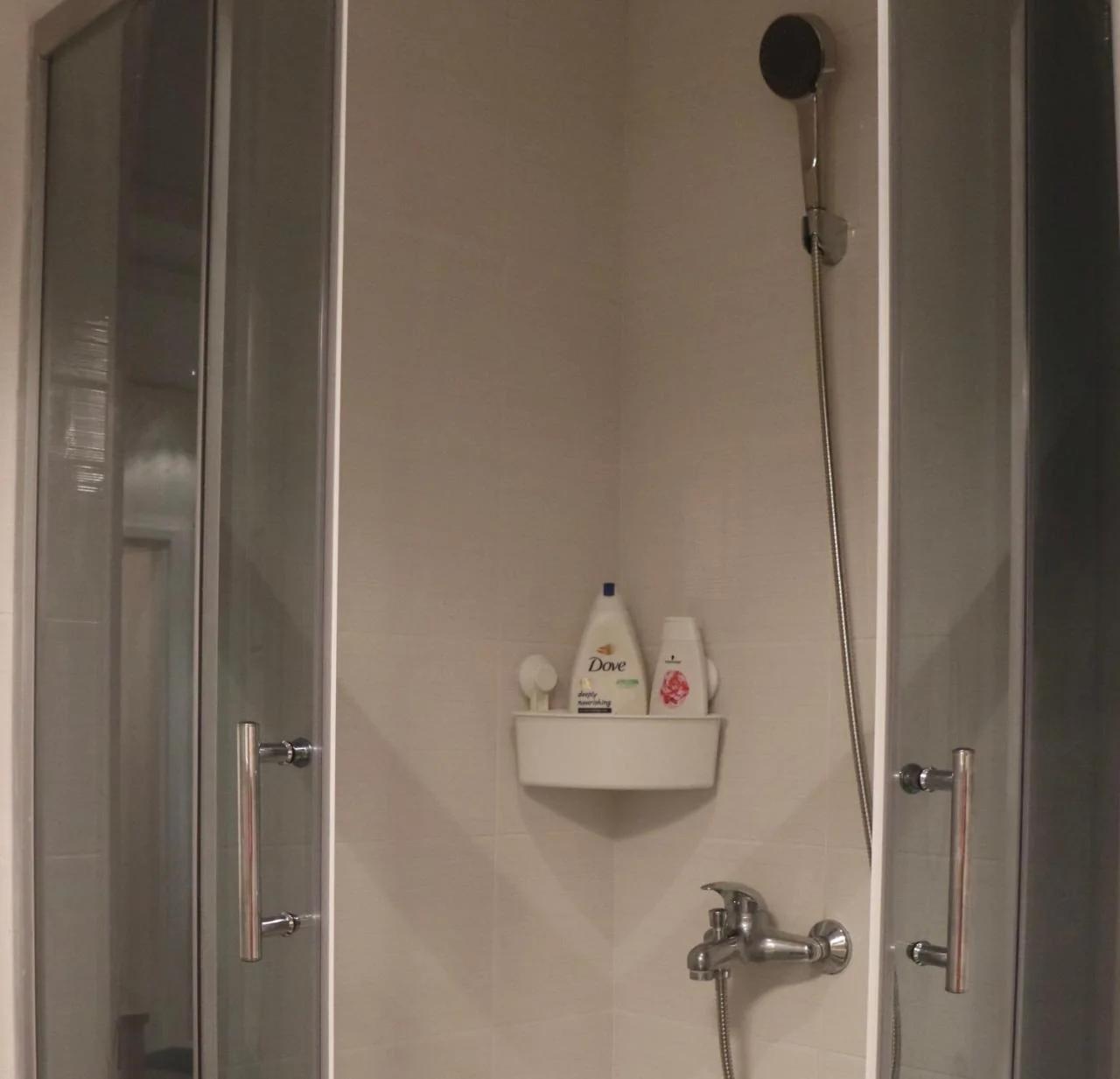 Renovated Apartment with Jacuzzi in Novi Sad photo