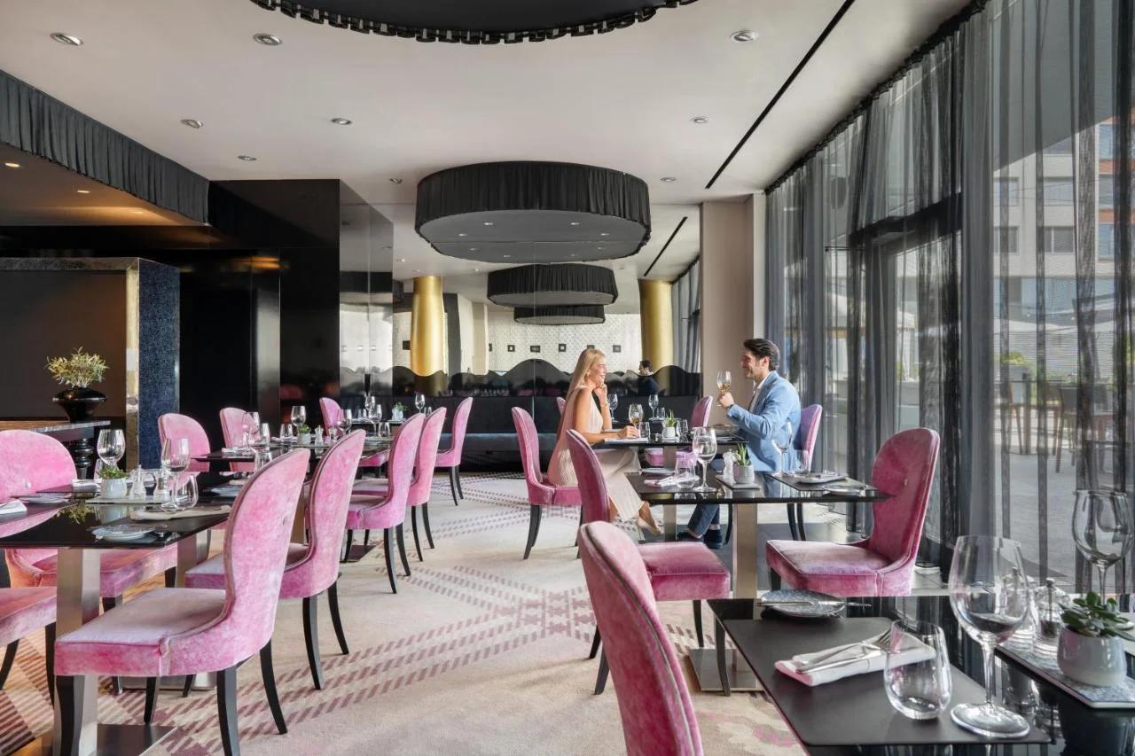 Zijin Hotel Belgrade foto