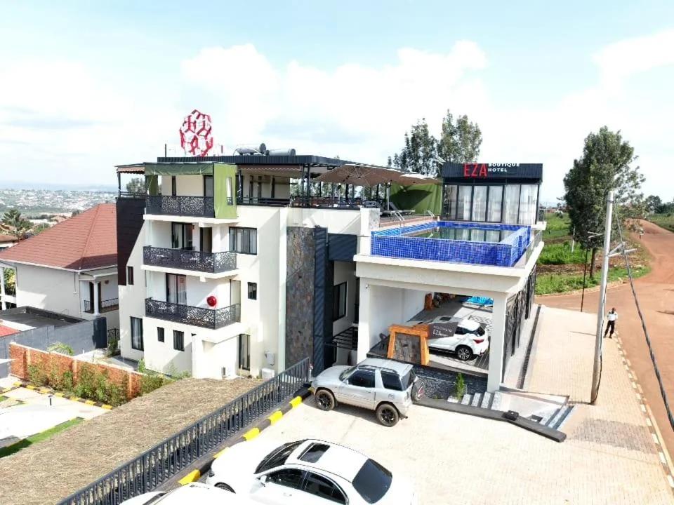 Eza Hotel