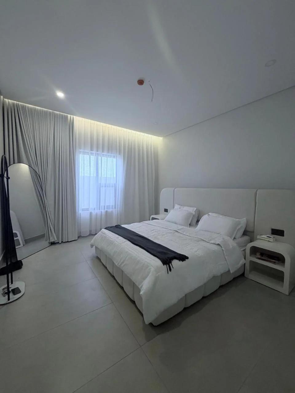 AURA Stay photo
