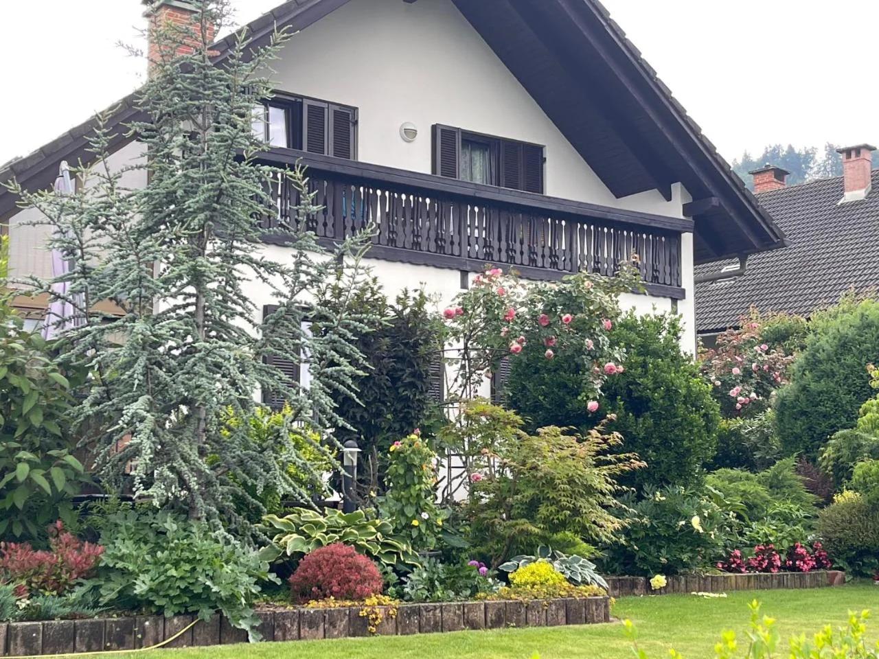 Pleasant Apartments photo