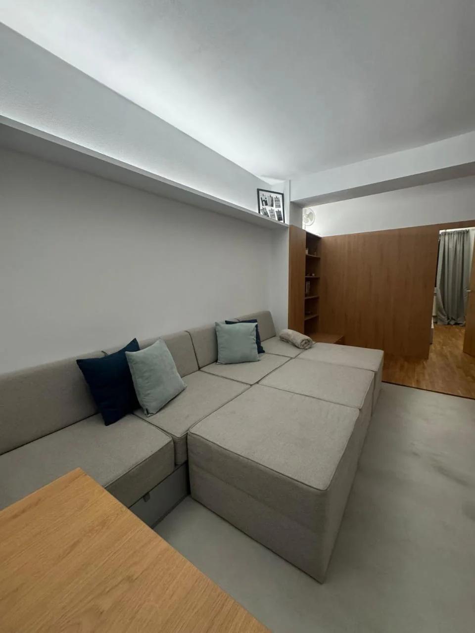 Central & Modern Apartment photo