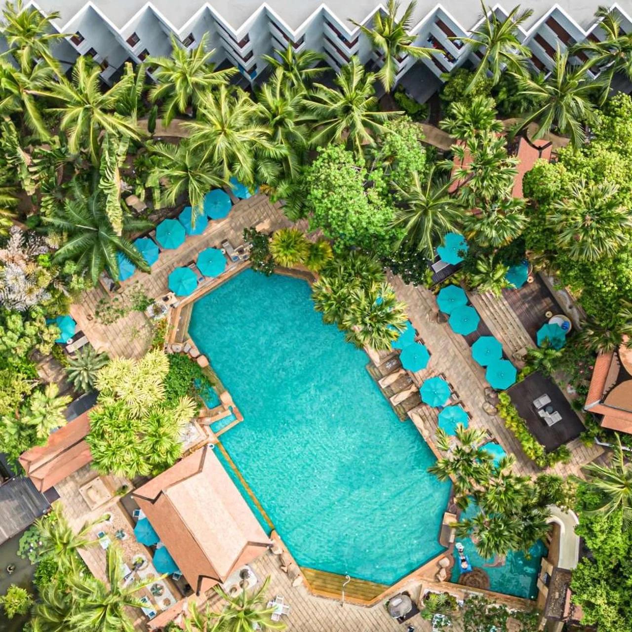 Avani Pattaya Resort photo