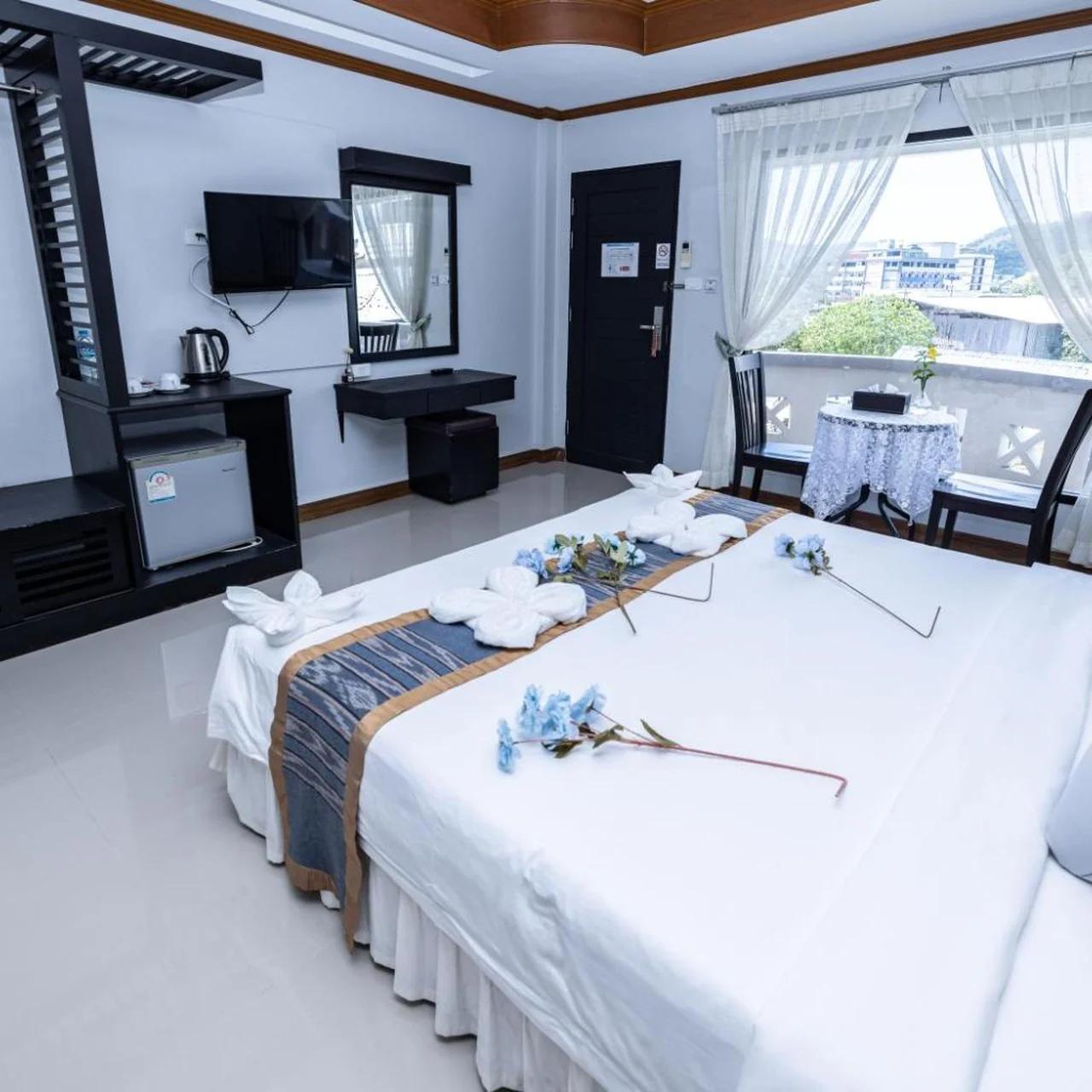 Blue Carina Hotel Phuket photo