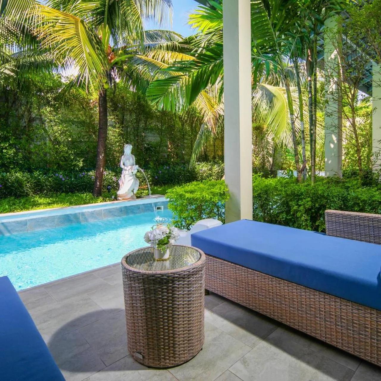 CRAFT Resort & Villas, Phuket Town - scheduled shuttle to Phuket Old Town photo