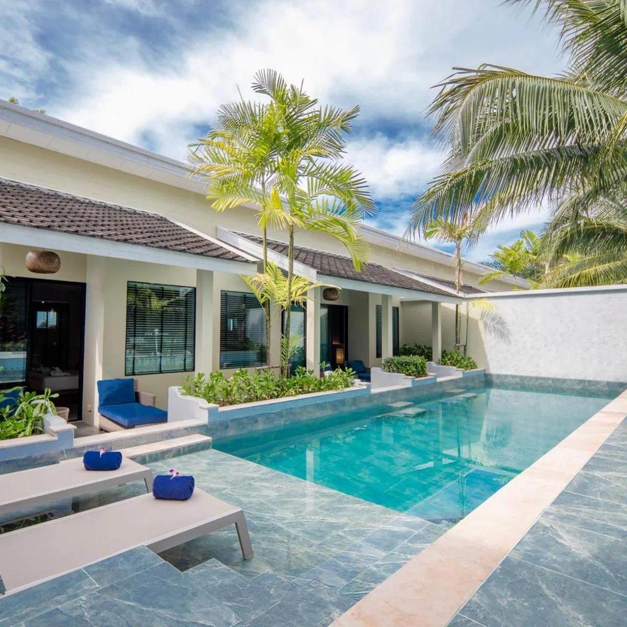 CRAFT Resort & Villas, Phuket Town - scheduled shuttle to Phuket Old Town photo
