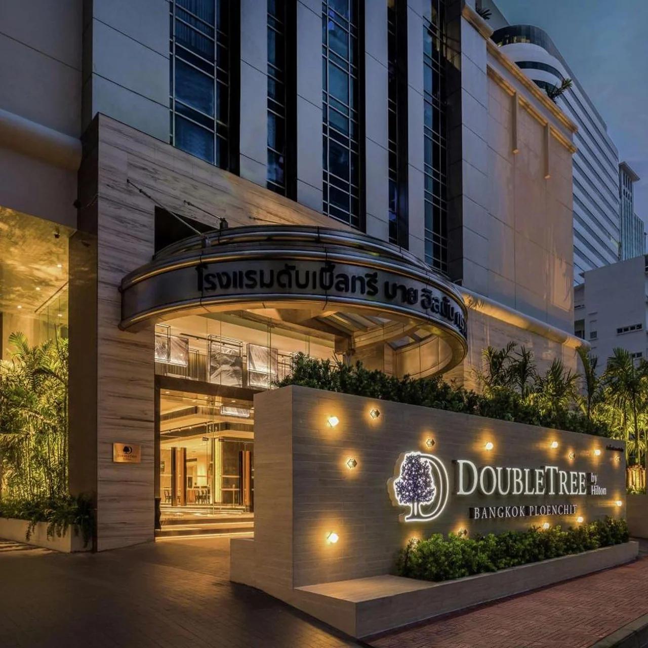 DoubleTree by Hilton Bangkok Ploenchit photo