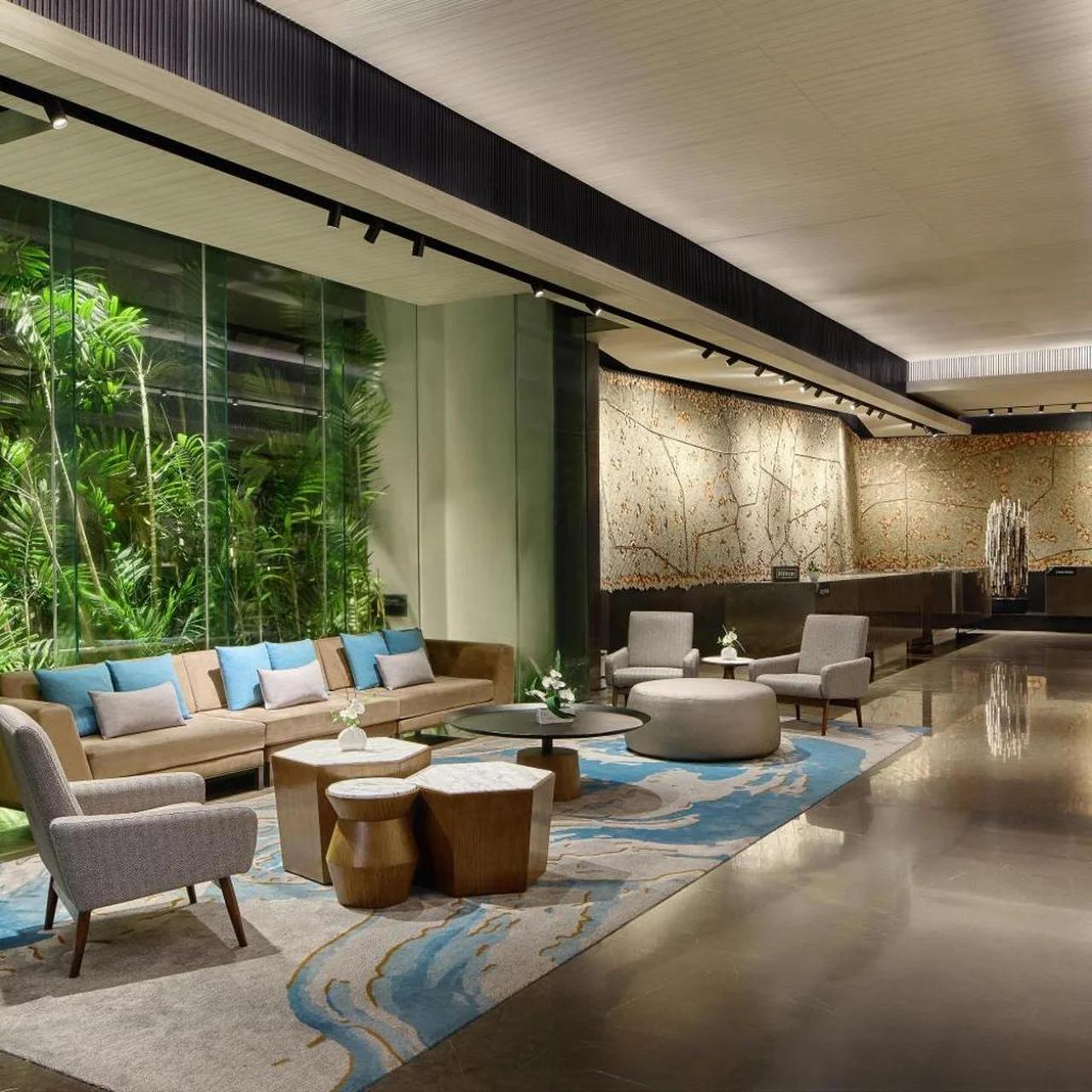 DoubleTree by Hilton Bangkok Ploenchit photo