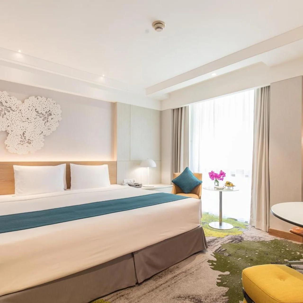 Holiday Inn Bangkok by IHG photo