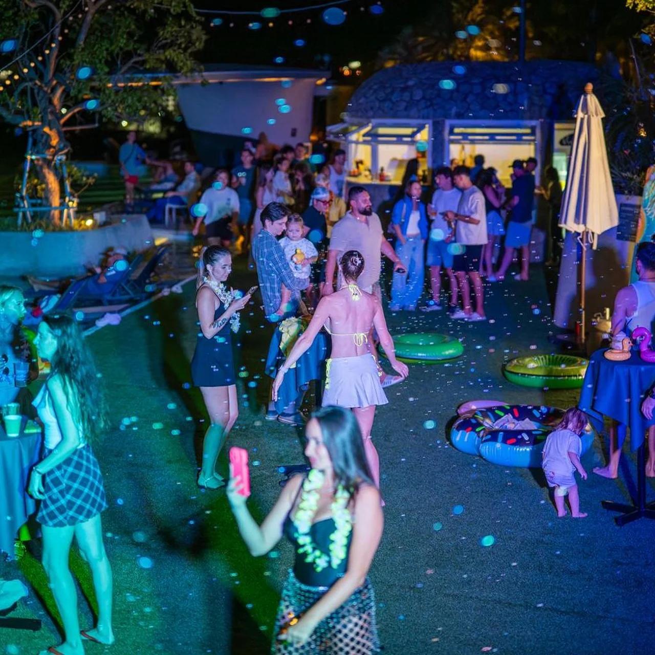HOMA Phuket Town photo