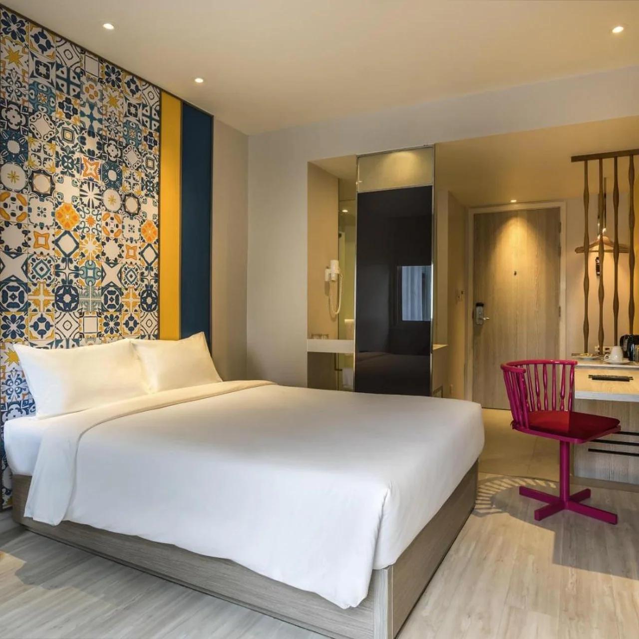 Ibis Styles Phuket City photo