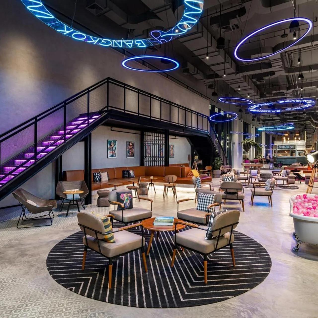 Moxy Bangkok Ratchaprasong photo