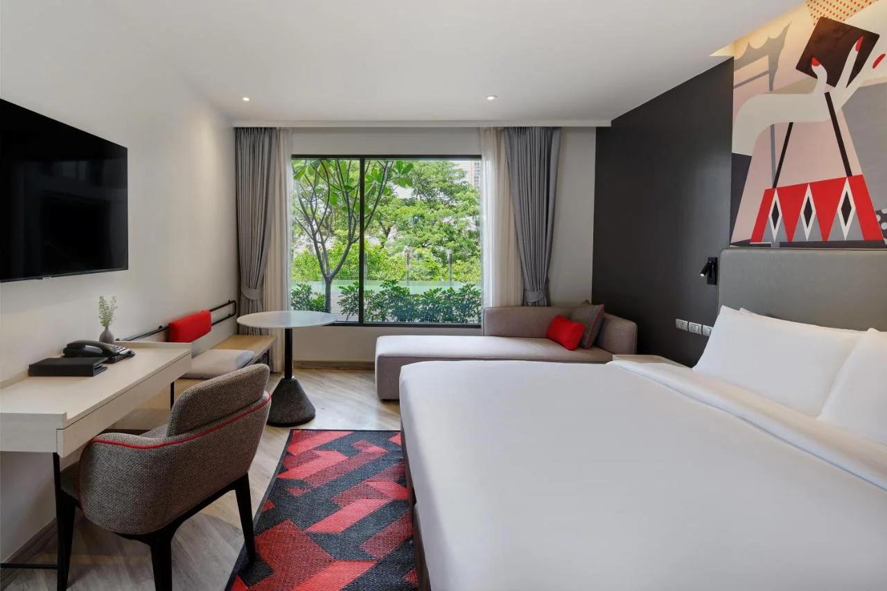 Oakwood Studios Sukhumvit Bangkok photo
