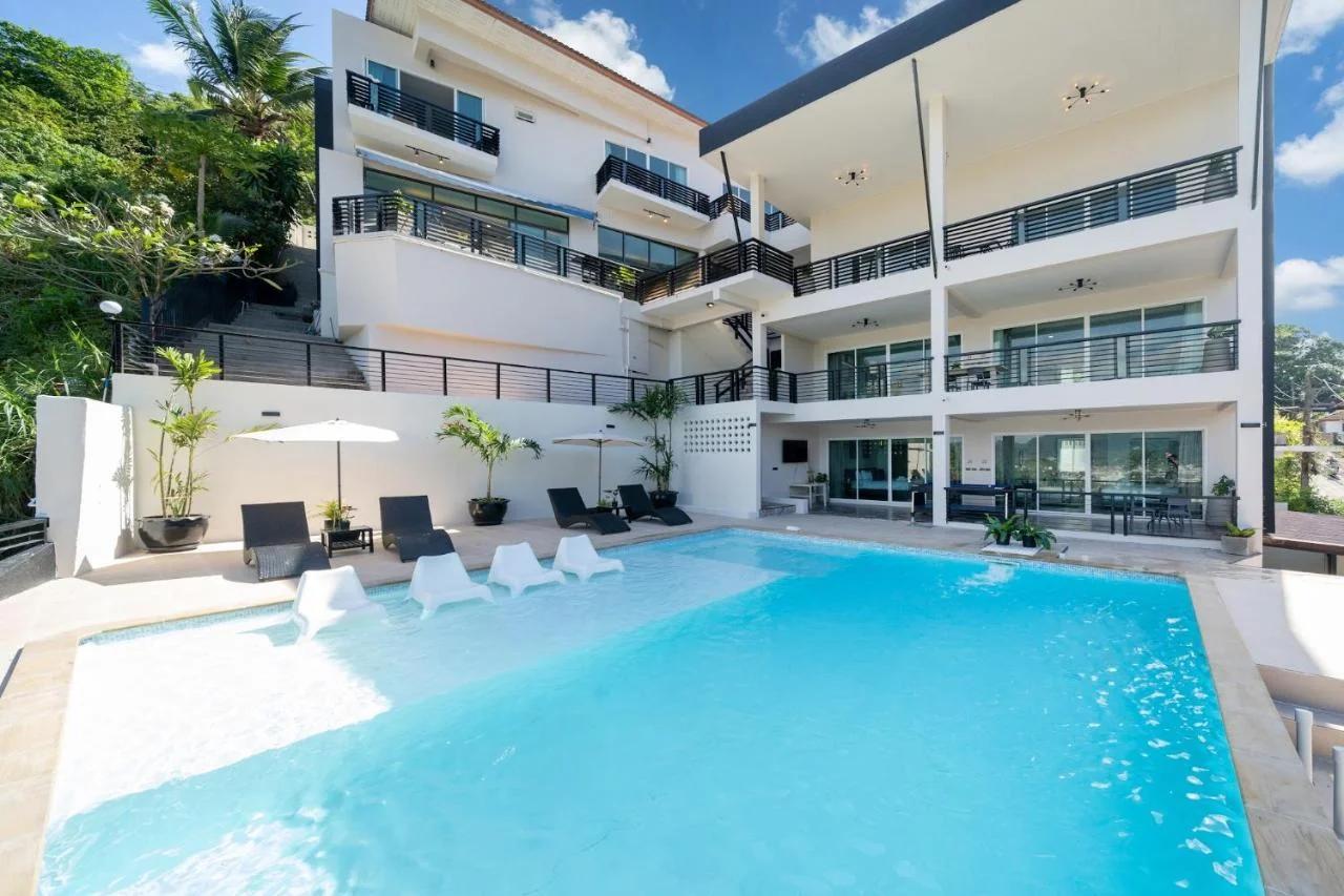 Patong Cliff Villa Phuket 12 bedroom foto