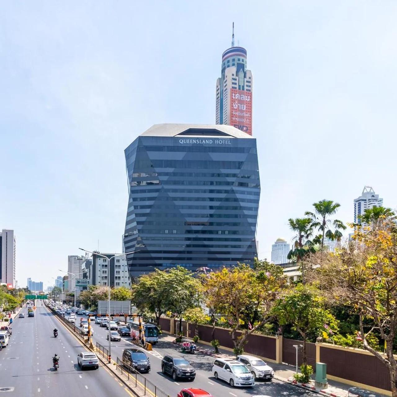 Queensland Hotel Bangkok photo