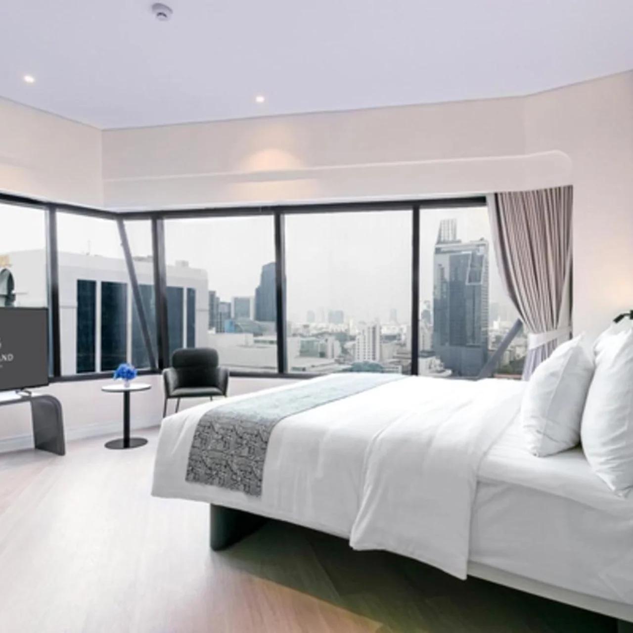Queensland Hotel Bangkok photo