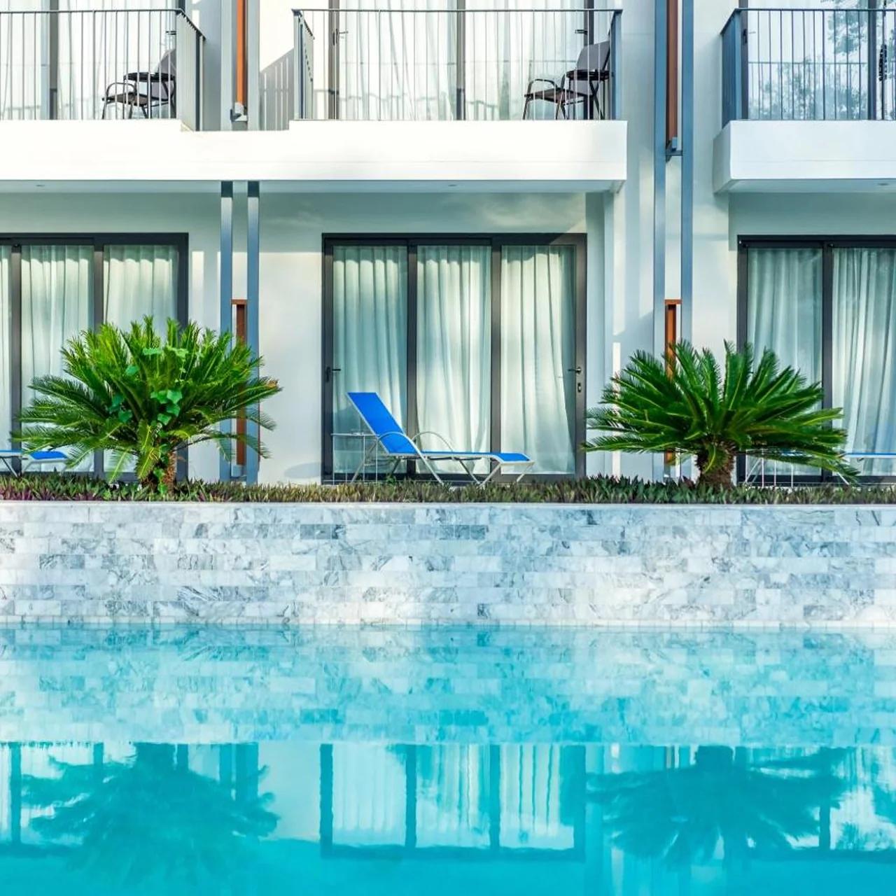 Seabed Grand Hotel Phuket photo