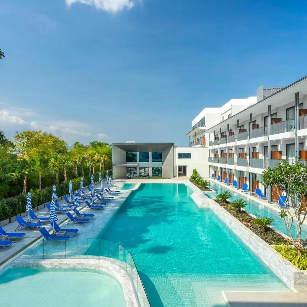 Seabed Grand Hotel Phuket photo