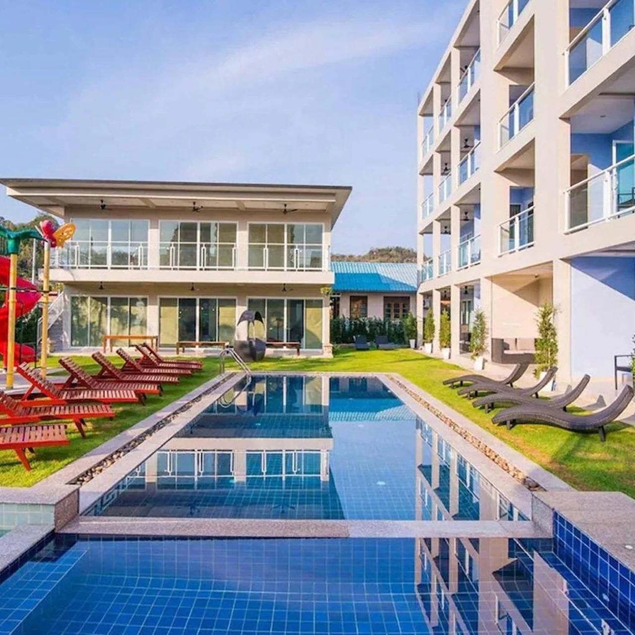 Surf & Sand Resort