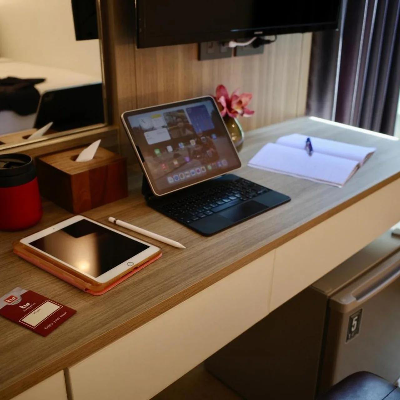 Thana Wisut Hotel photo