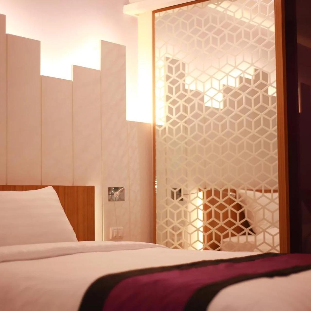 The Whisper Hotel photo