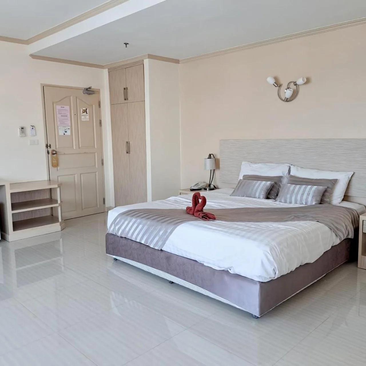 Thipurai City Hotel photo