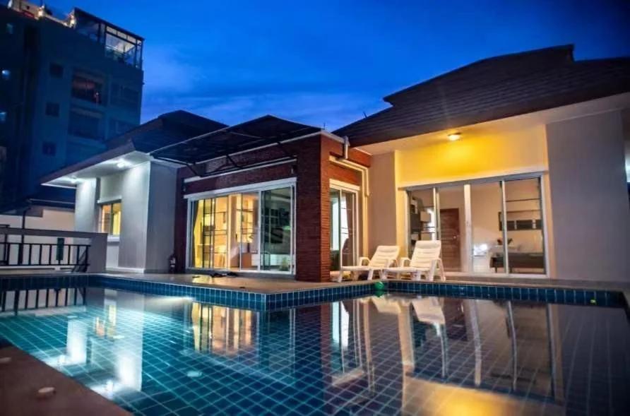 ZJ Garden Pool Villa photo