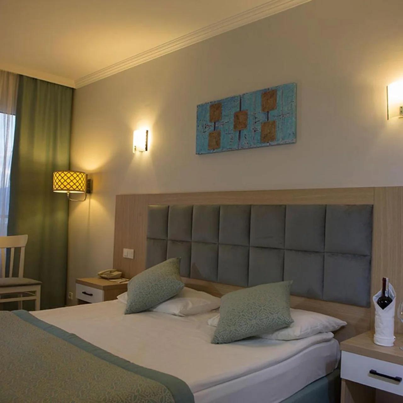 Adonis Hotel photo
