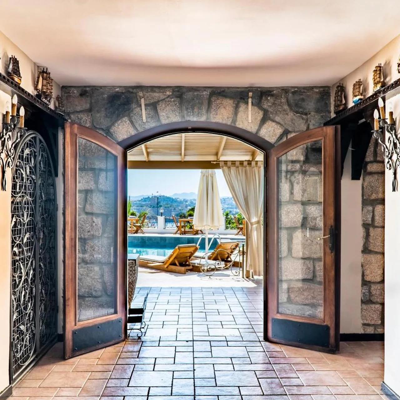 Manzara Boutique Hotel - Adults Only photo