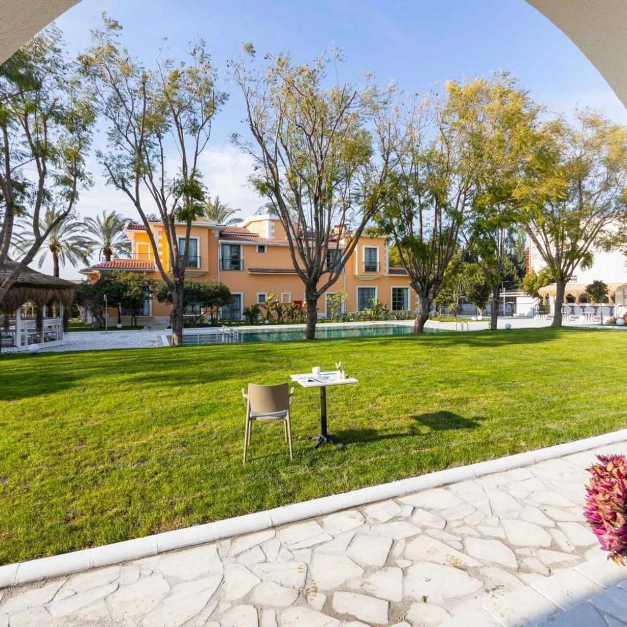 Ema Houses photo