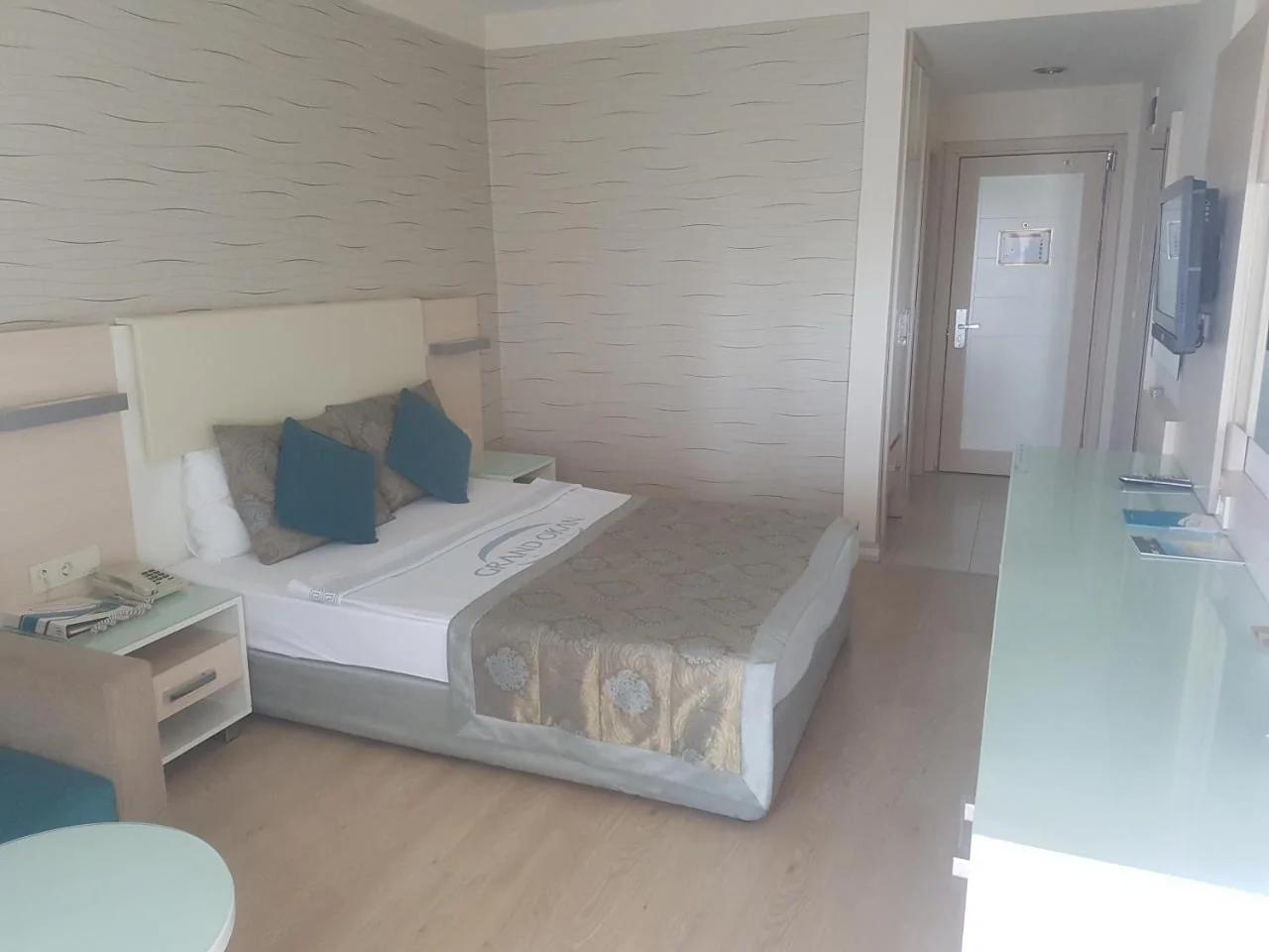 Grand Okan Hotel foto