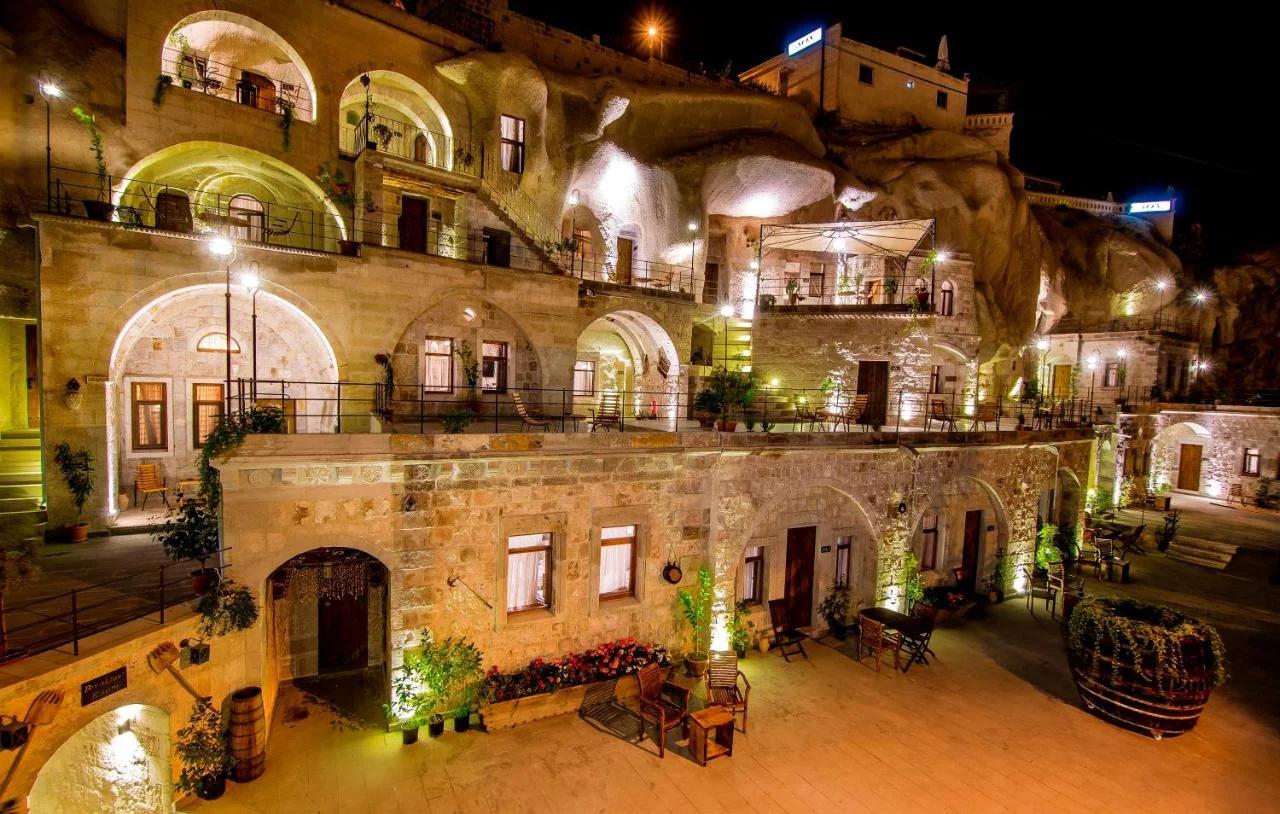 Hera Cave Suites photo
