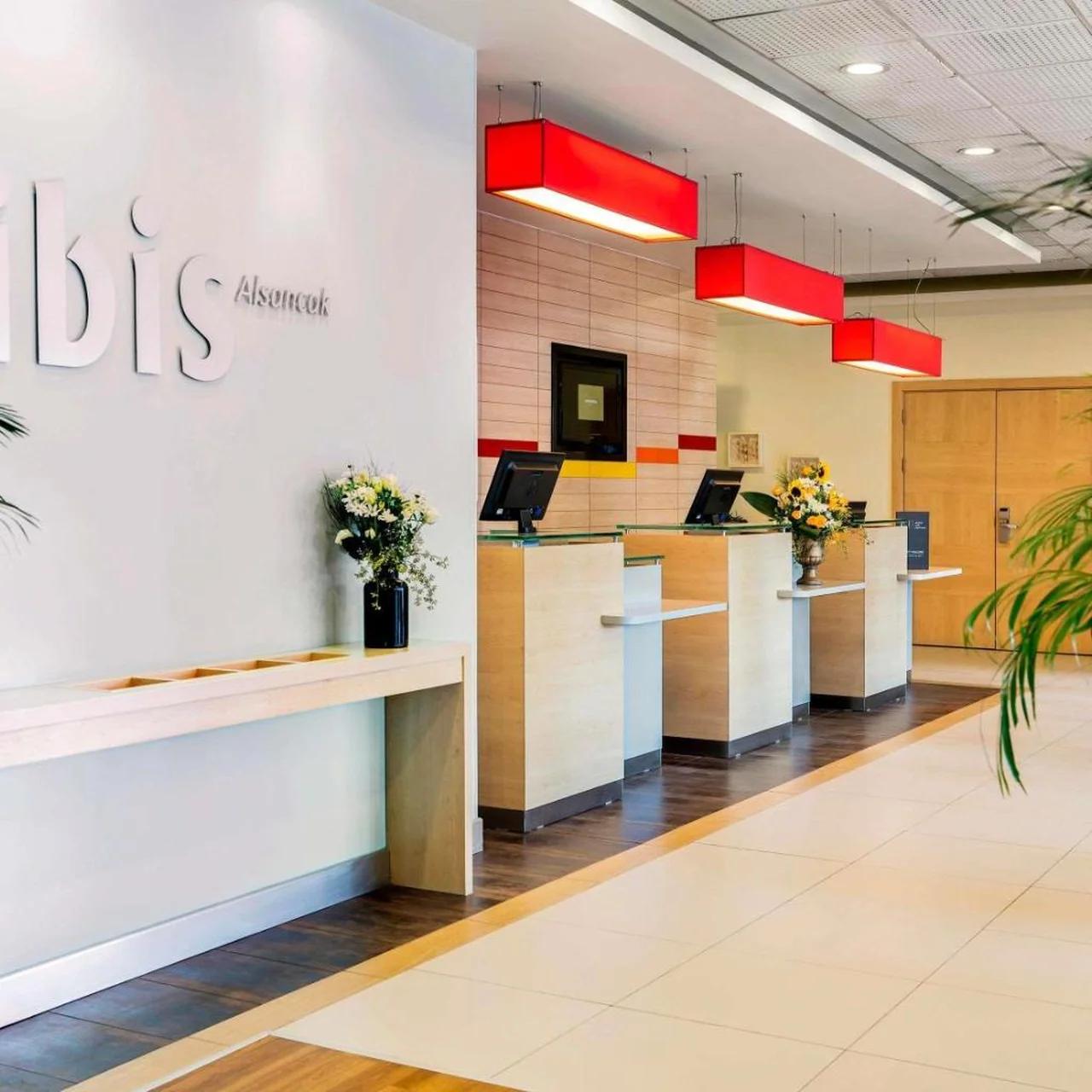 Ibis Izmir Alsancak photo