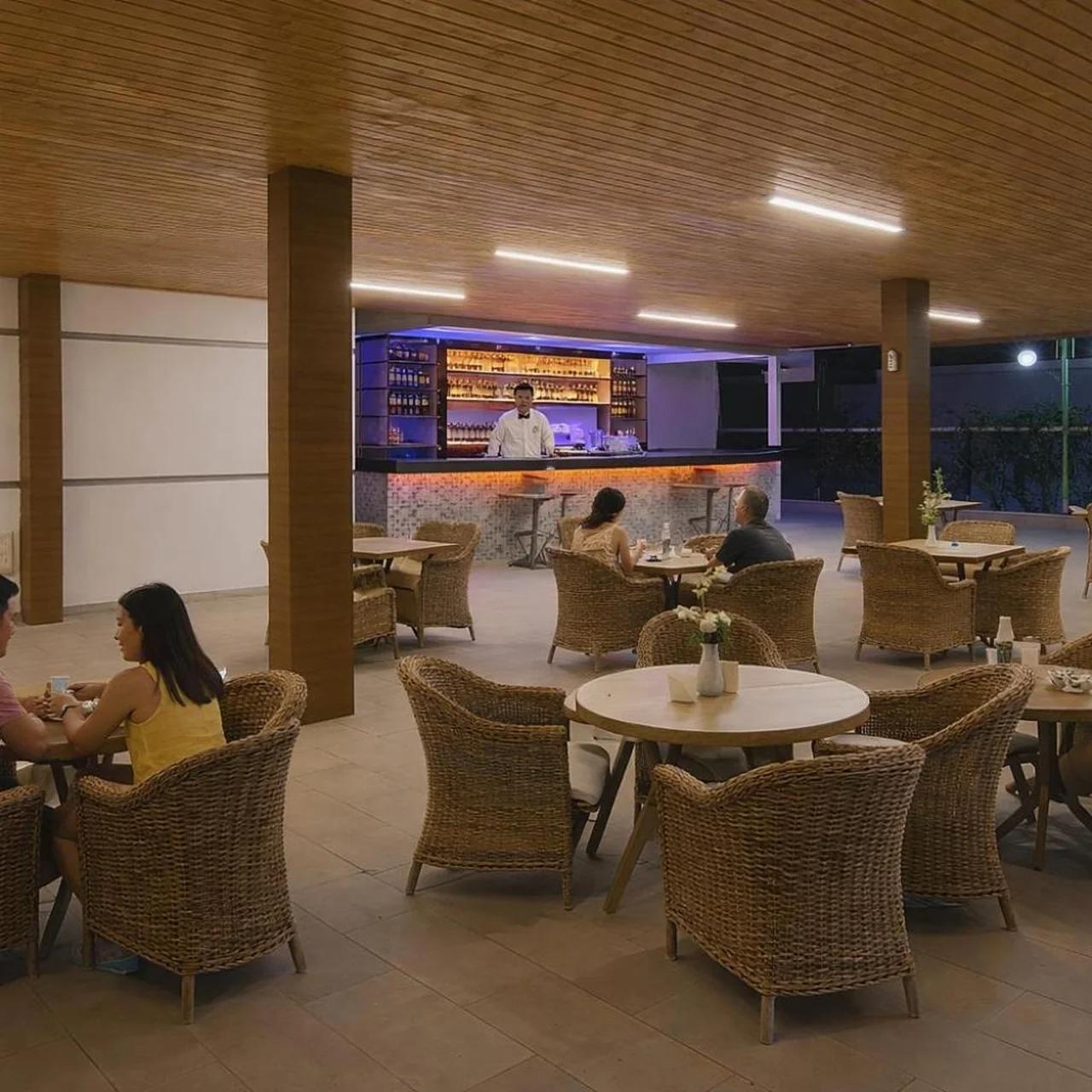 Oji Beach Hotel photo
