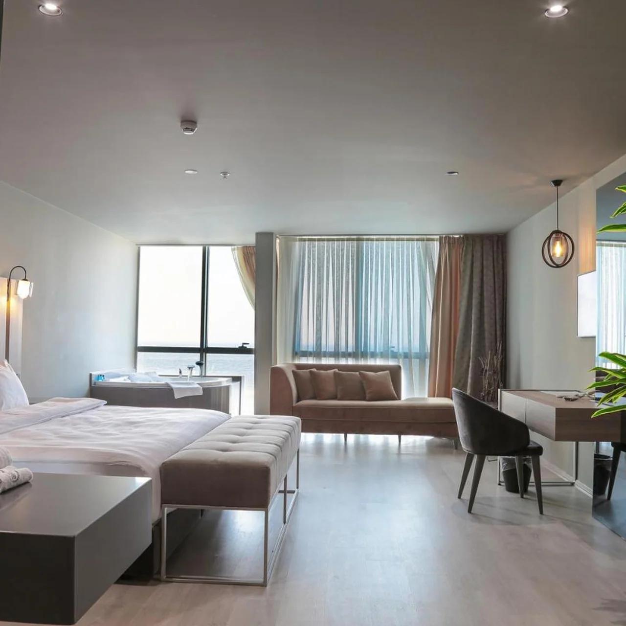 Pasaport Pier Hotel photo