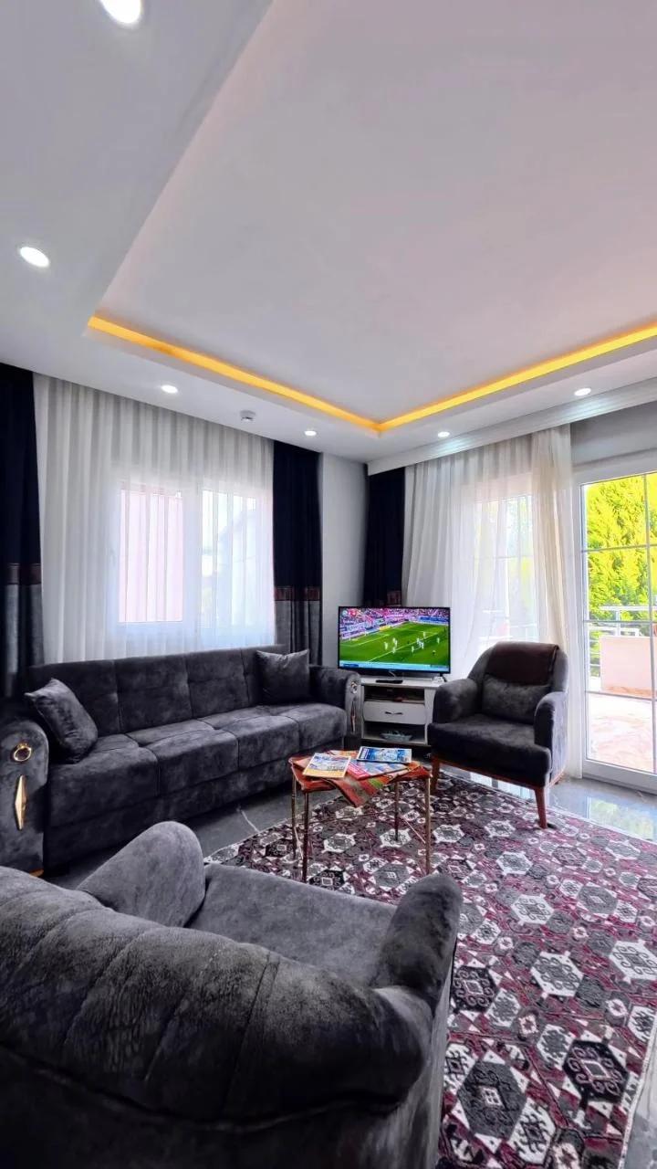 PRETTY HOUSE foto