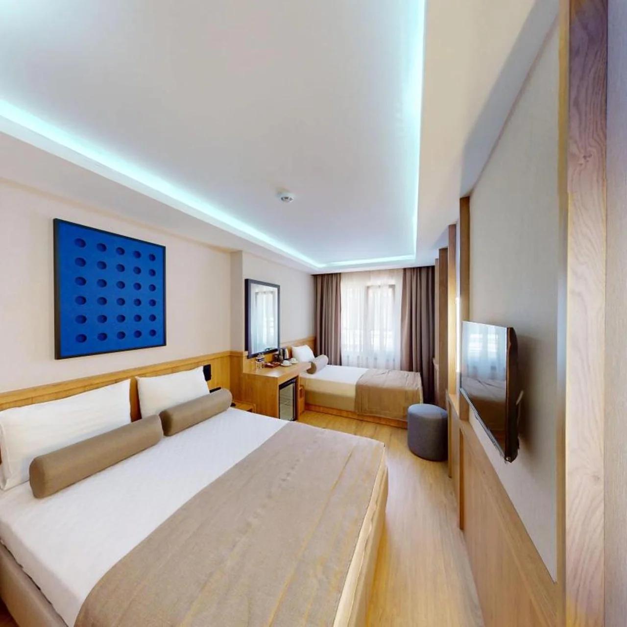 Istanbul River Hotel
