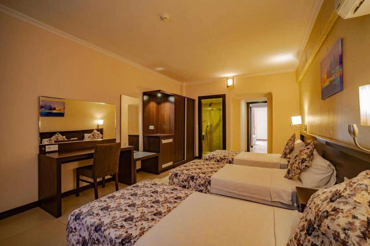 Sunshine Holiday Resort photo