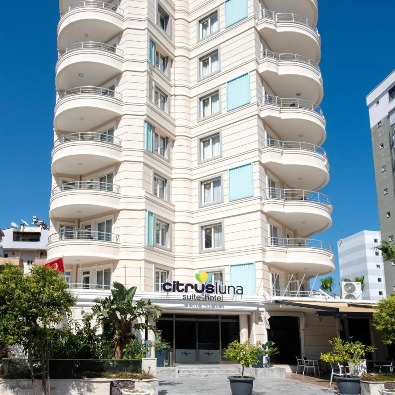 Citrus Luna Suite Hotel