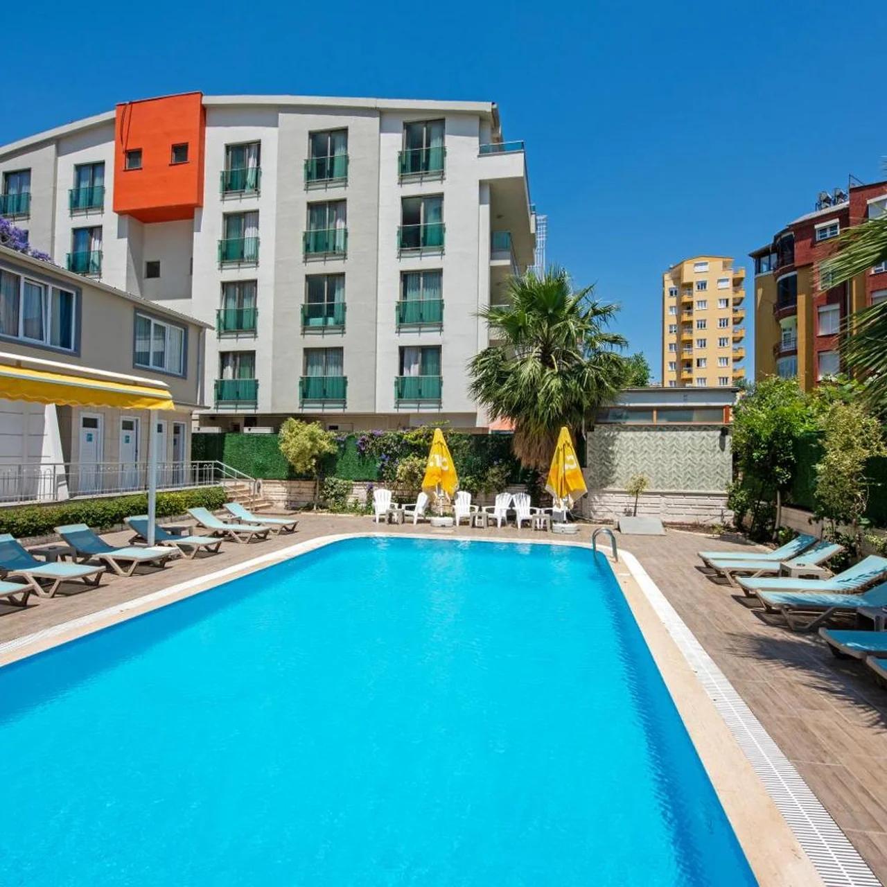Citrus Luna Suite Hotel photo
