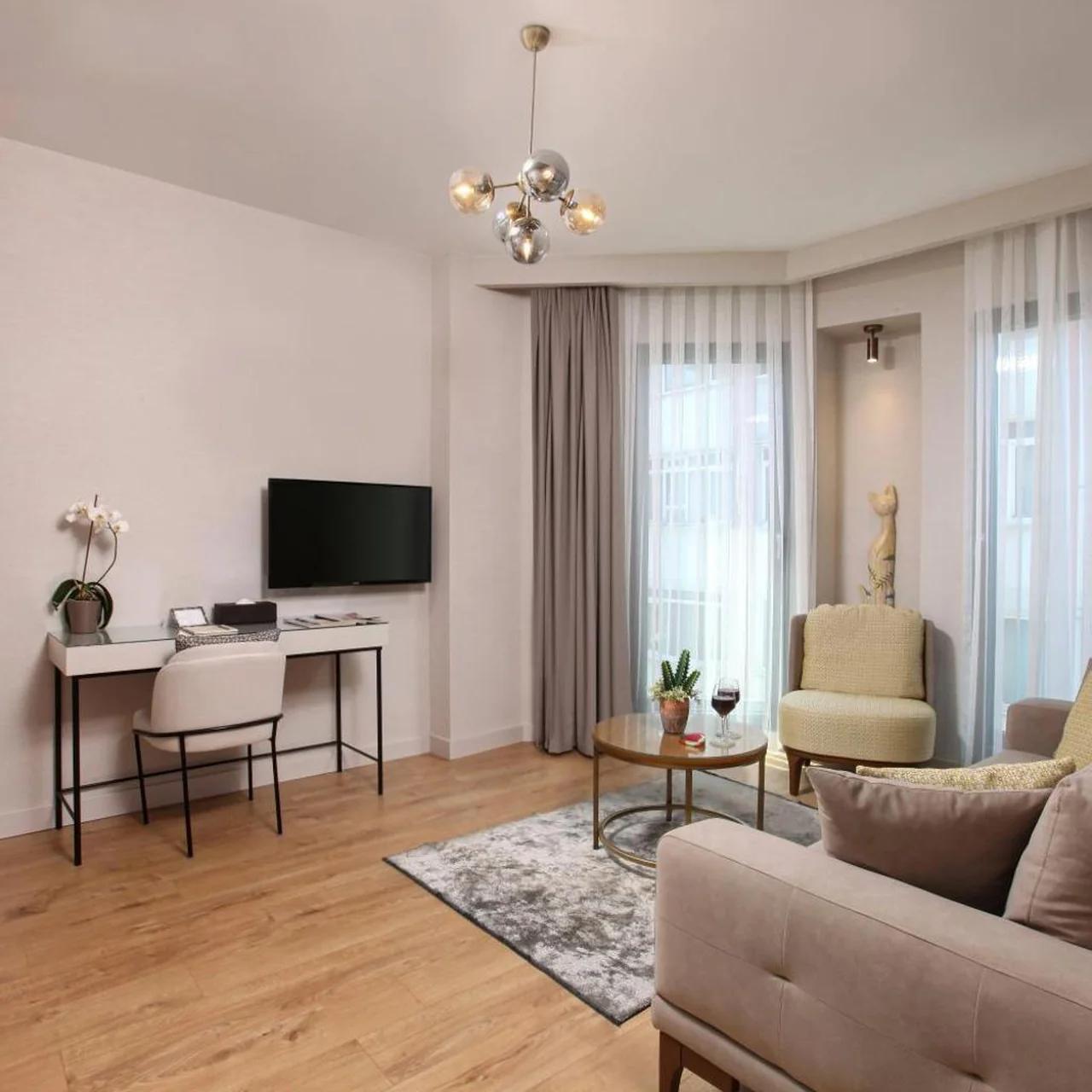 The Pearl Suites photo