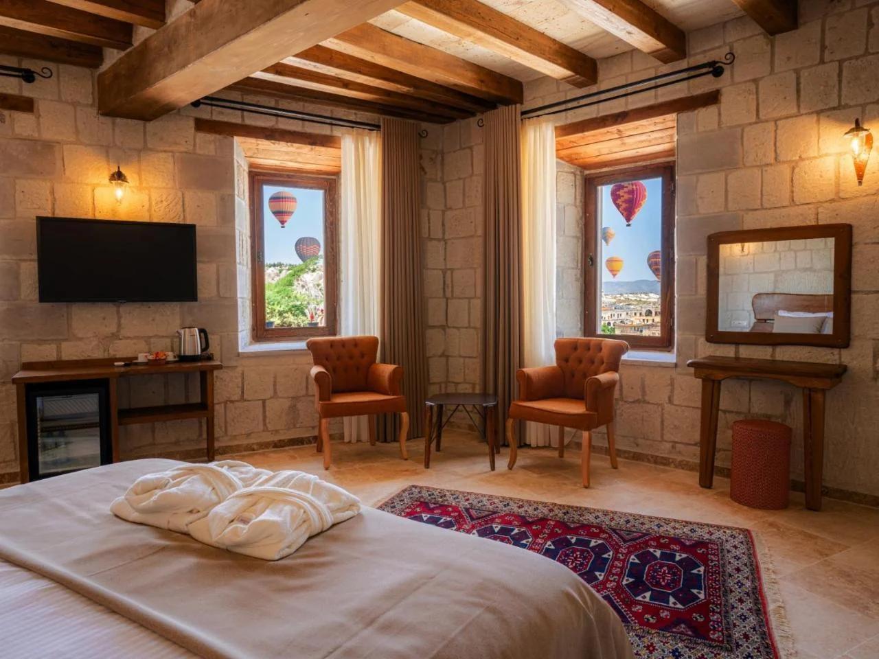 Tulip Cave Suites foto