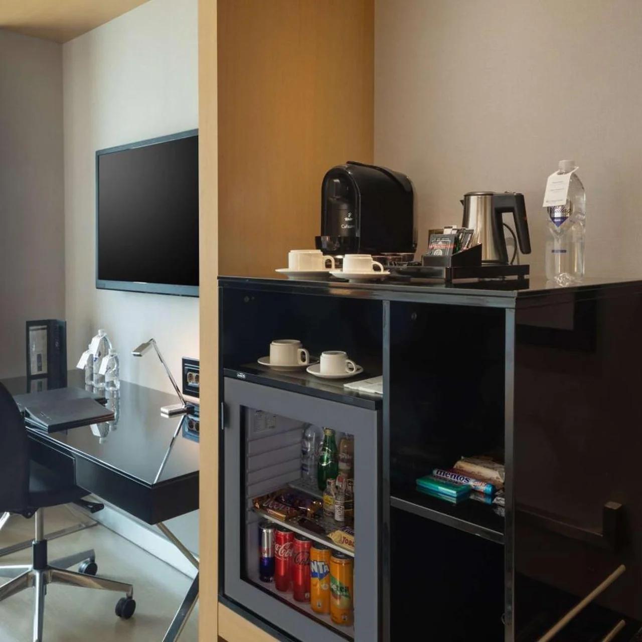 Wyndham Grand Istanbul Levent Hotel & Conference Center photo