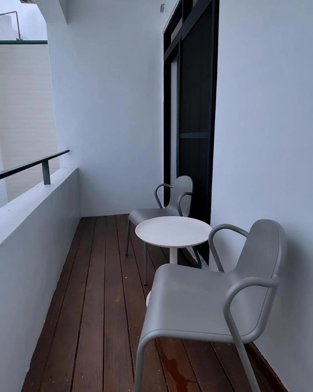 Playful House foto